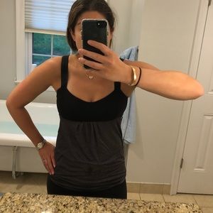 Lululemon black and gray top